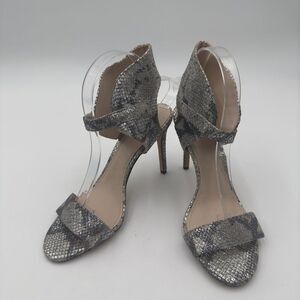 New Vince Camuto Tarma Snakeskin Leather Ankle Strap Shimmering Silver Heel Sz 8